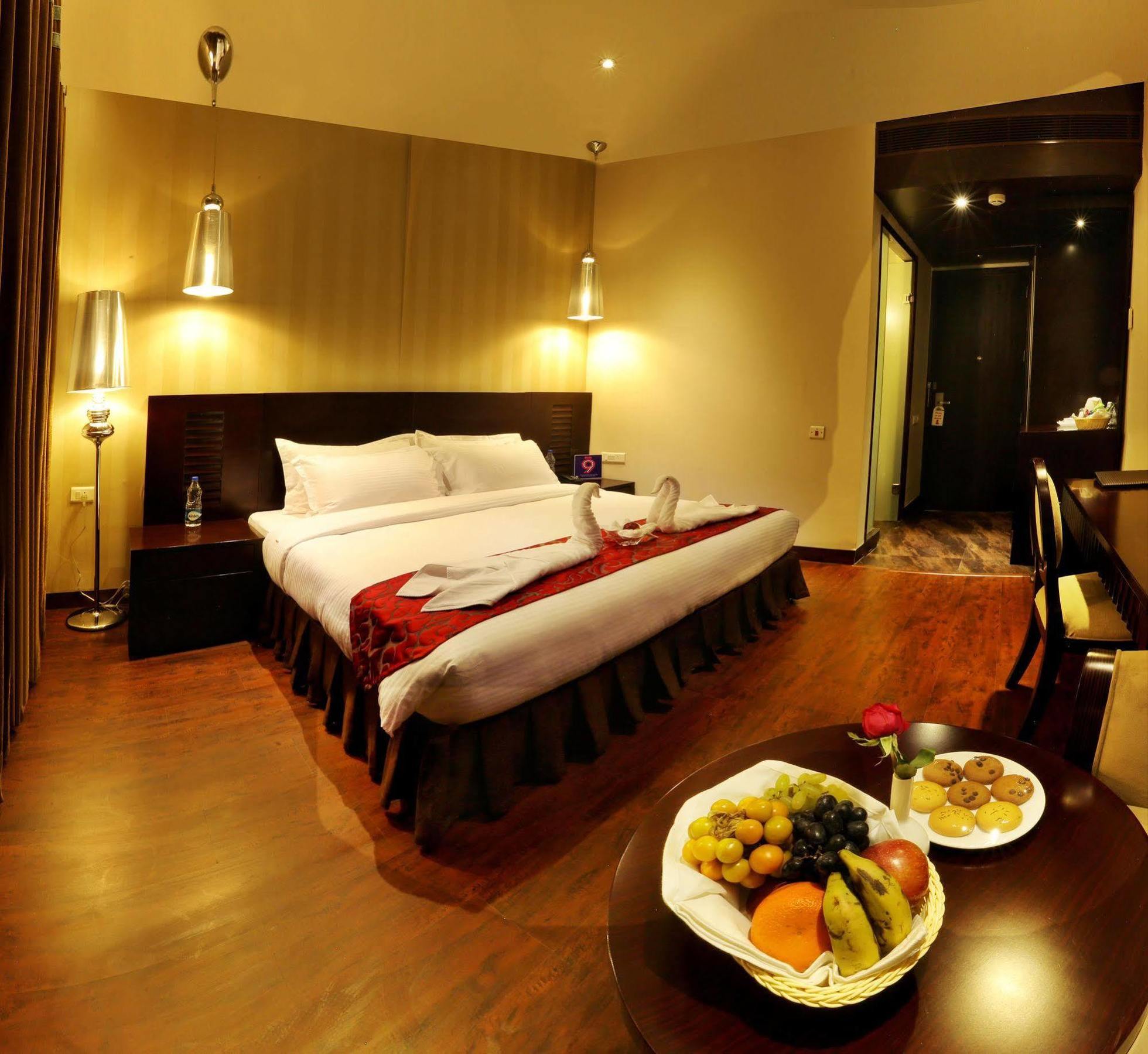 Five Elements Hotels Delhi- North Avenue Nova Deli Exterior foto
