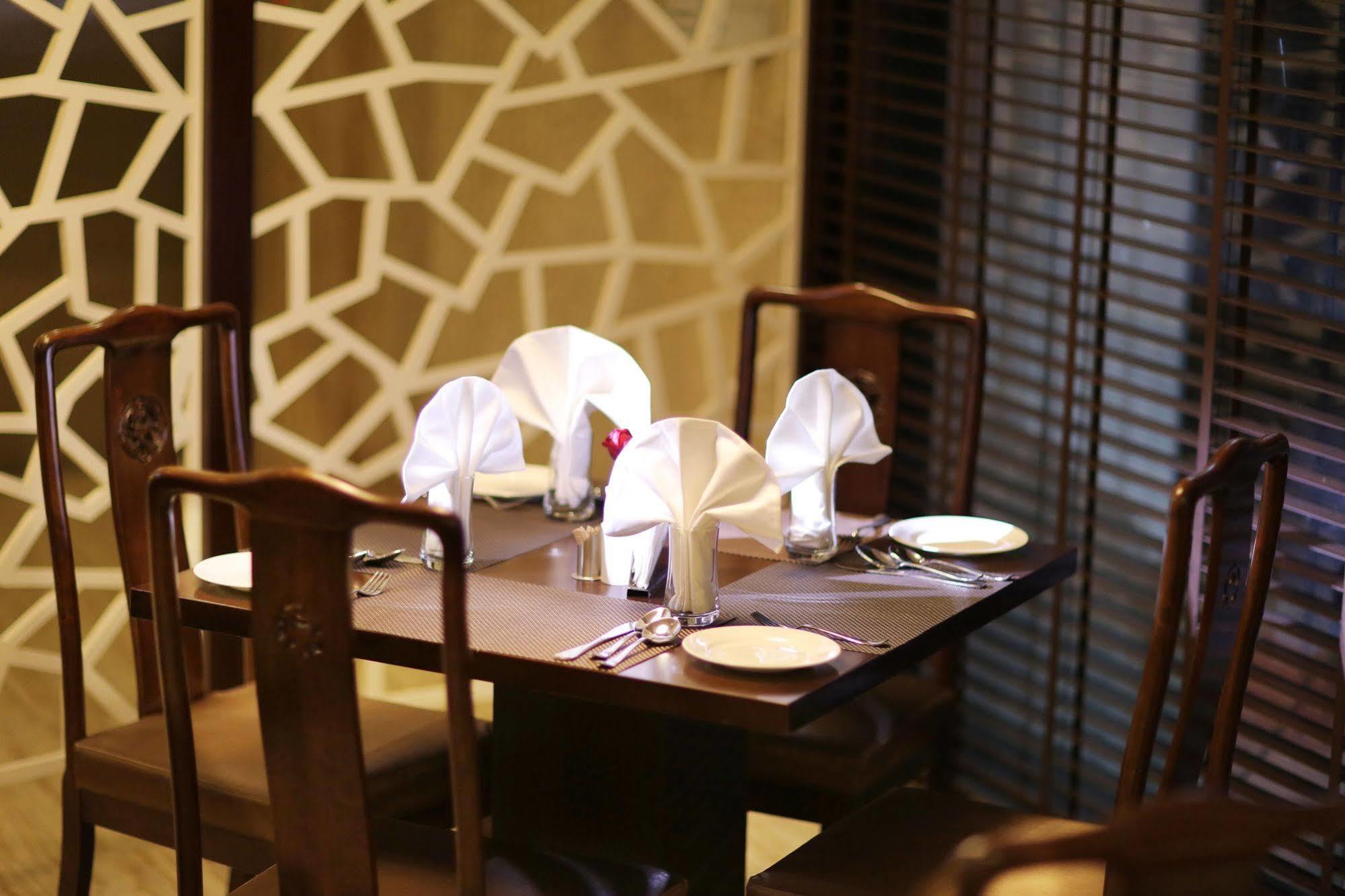Five Elements Hotels Delhi- North Avenue Nova Deli Exterior foto